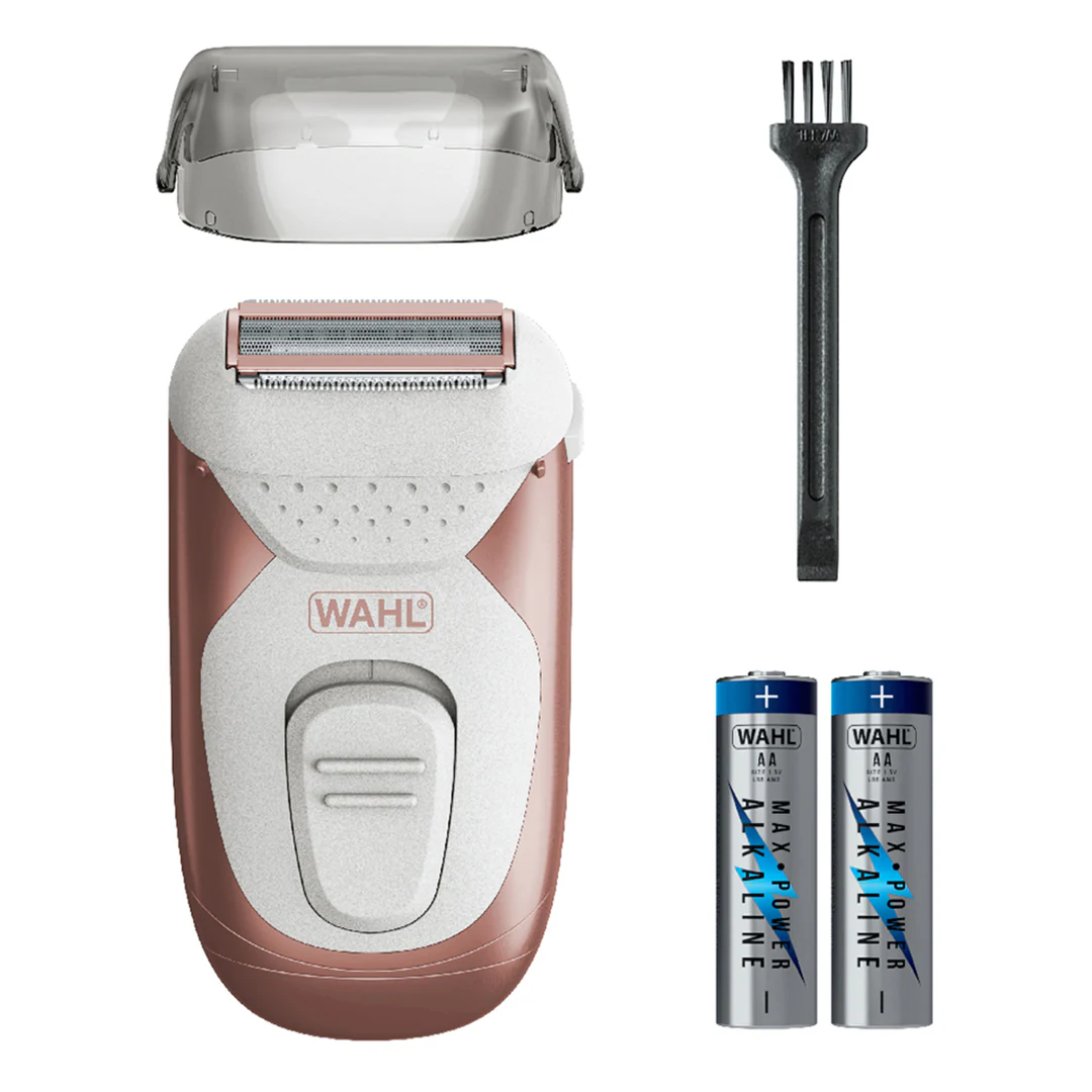 CLEAN & SMOOTH™ WET/DRY BATTERY SHAVER - Image 7